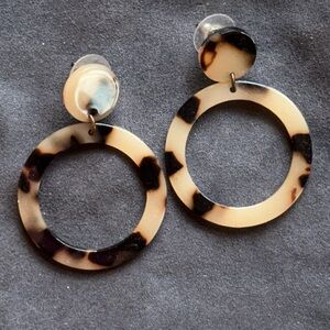 Tortoise Shell Hoop Earrings